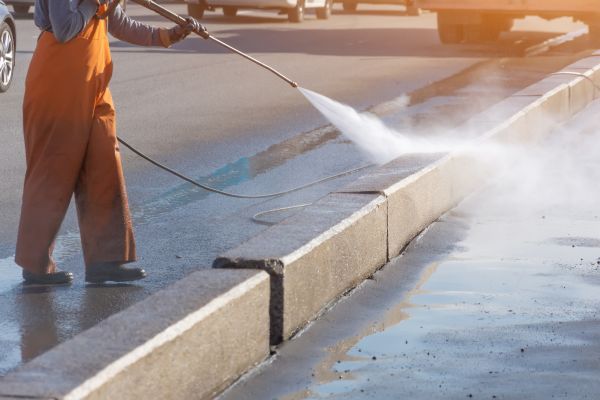 Commercial Concrete Cleaning in Milton