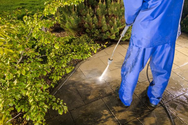 Hardscape Cleaning in Milton