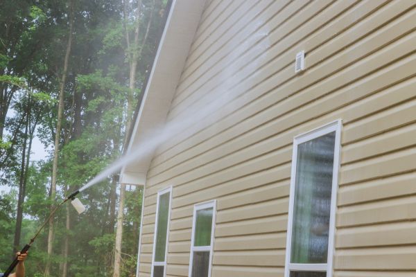 Building Cleaning in Milton