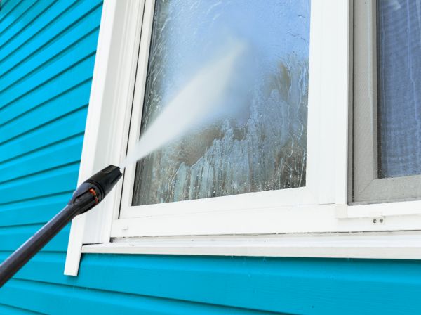 Residential Pressure Cleaning in Milton
