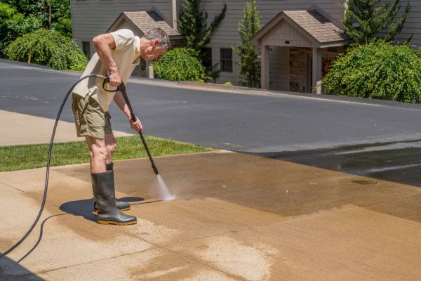 Concrete Pressure Cleaning in Milton