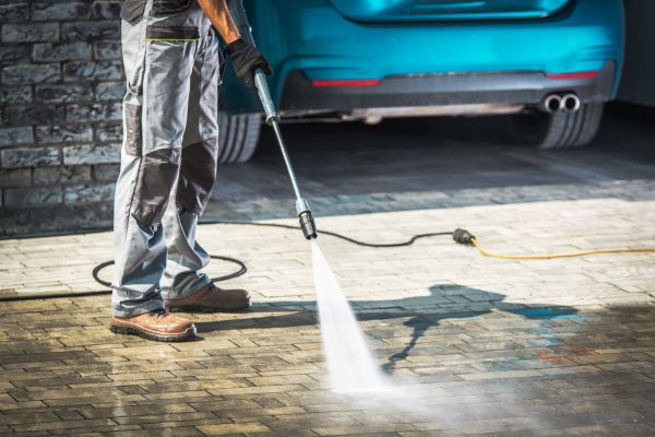 Home Pressure Cleaning in Milton