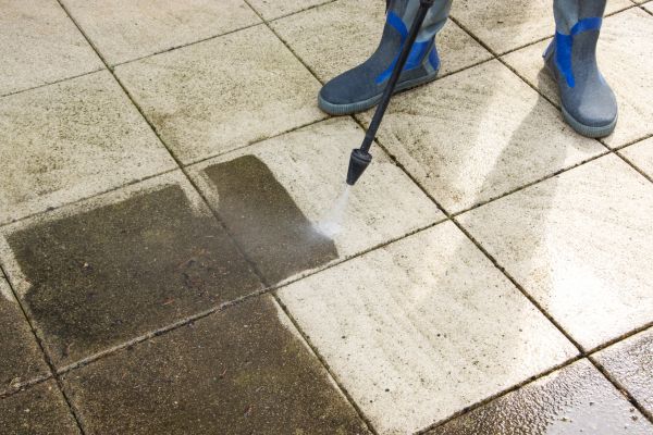 Outdoor Concrete Cleaning in Milton