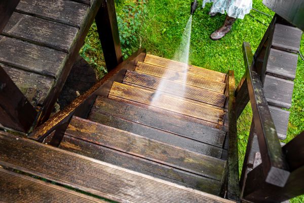 Wood Power Washing in Milton